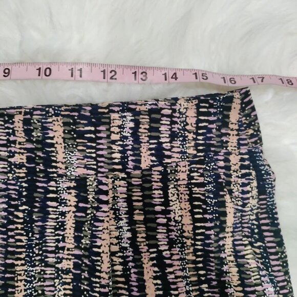 Ann Taylor Womens Printed Shorts Size 8/10 Polyester/Spandex Blend Multicolor - Picture 7 of 9